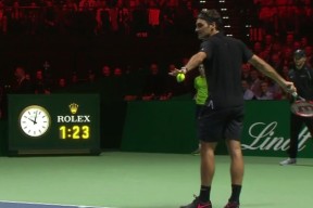 半岛体育官网 -费德勒回归赛场，回归赛场首场状态亮眼，切尔西观众沸腾！的简单介绍