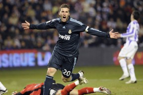 字母哥在中国队比赛中回归赛场，大胜引发热议！